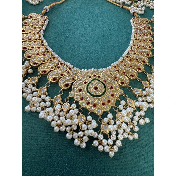 DESI KUNDAN JEWLERY